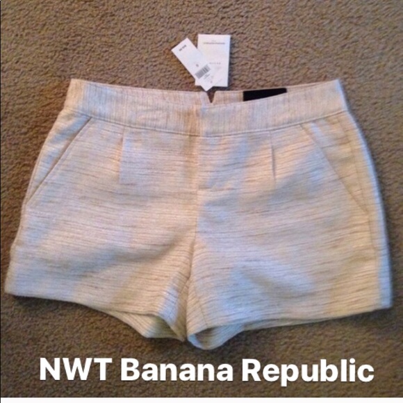 Banana Republic Pants - NWT Banana republic dress shorts